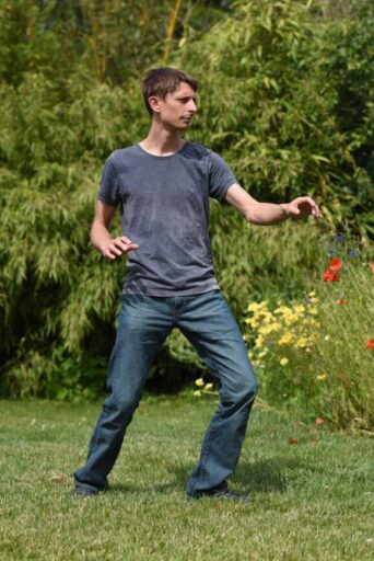 Nicolas dans un mouvement de Tai Ji Quan